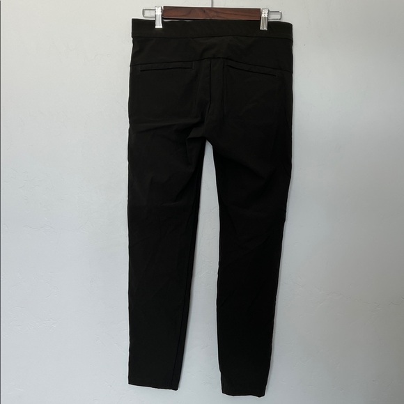 Athleta Wander Stash Skinny Pant Olive Green Size 4P - Picture 3 of 5